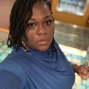 Meet your Posher, Tyranique